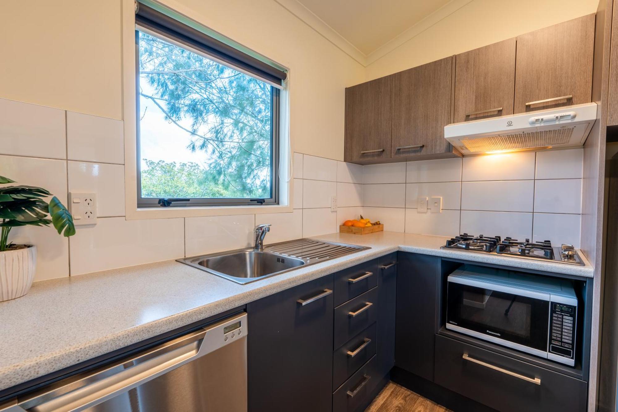Coromandel TOP 10 Holiday Park Exterior foto